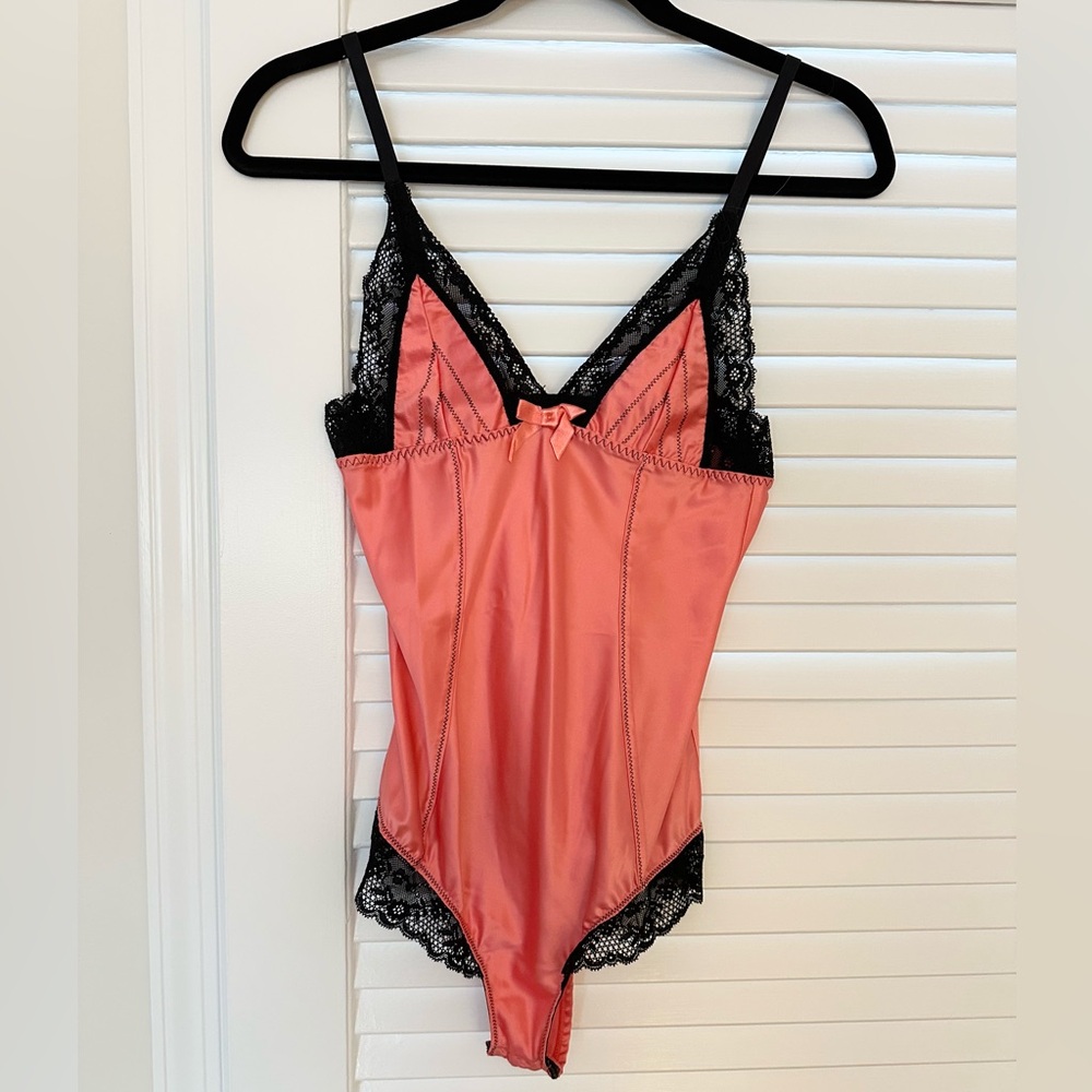 Beach Bunny Love Haus bodysuit lingerie like new